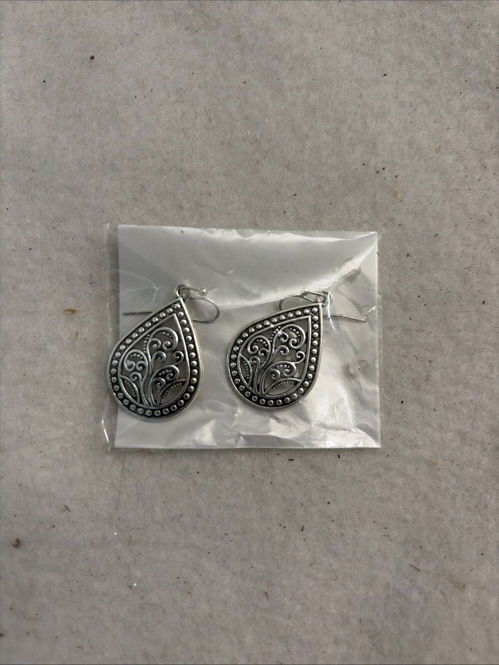 Silver Tone Floral Celtic Teardrop Dangle Earrings Hang Egypt New Western